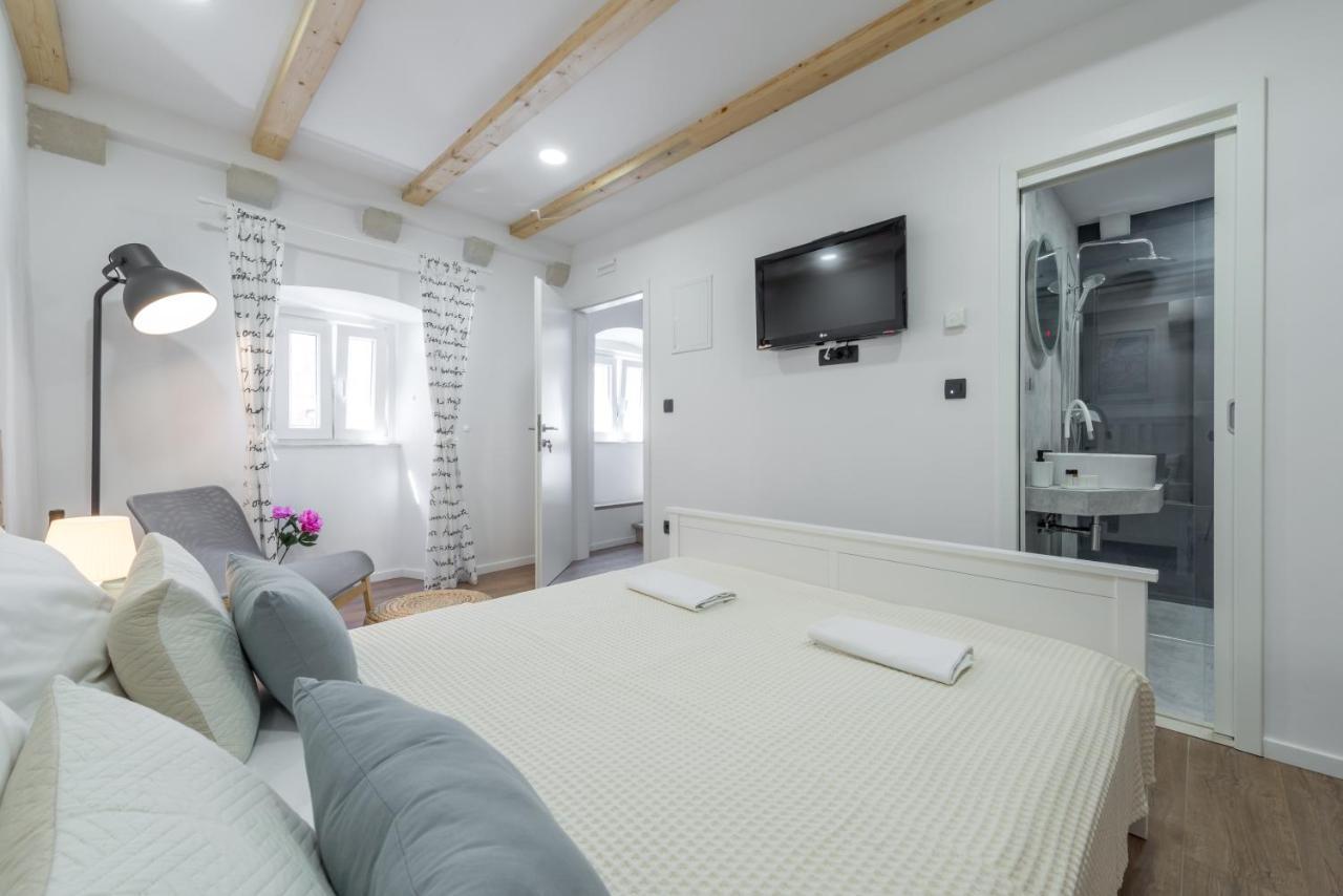 Bobo Rooms 2 ดูบรอฟนิก ภายนอก รูปภาพ