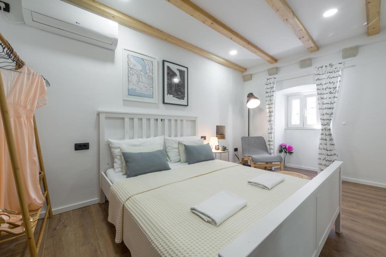 Bobo Rooms 2 ดูบรอฟนิก ภายนอก รูปภาพ